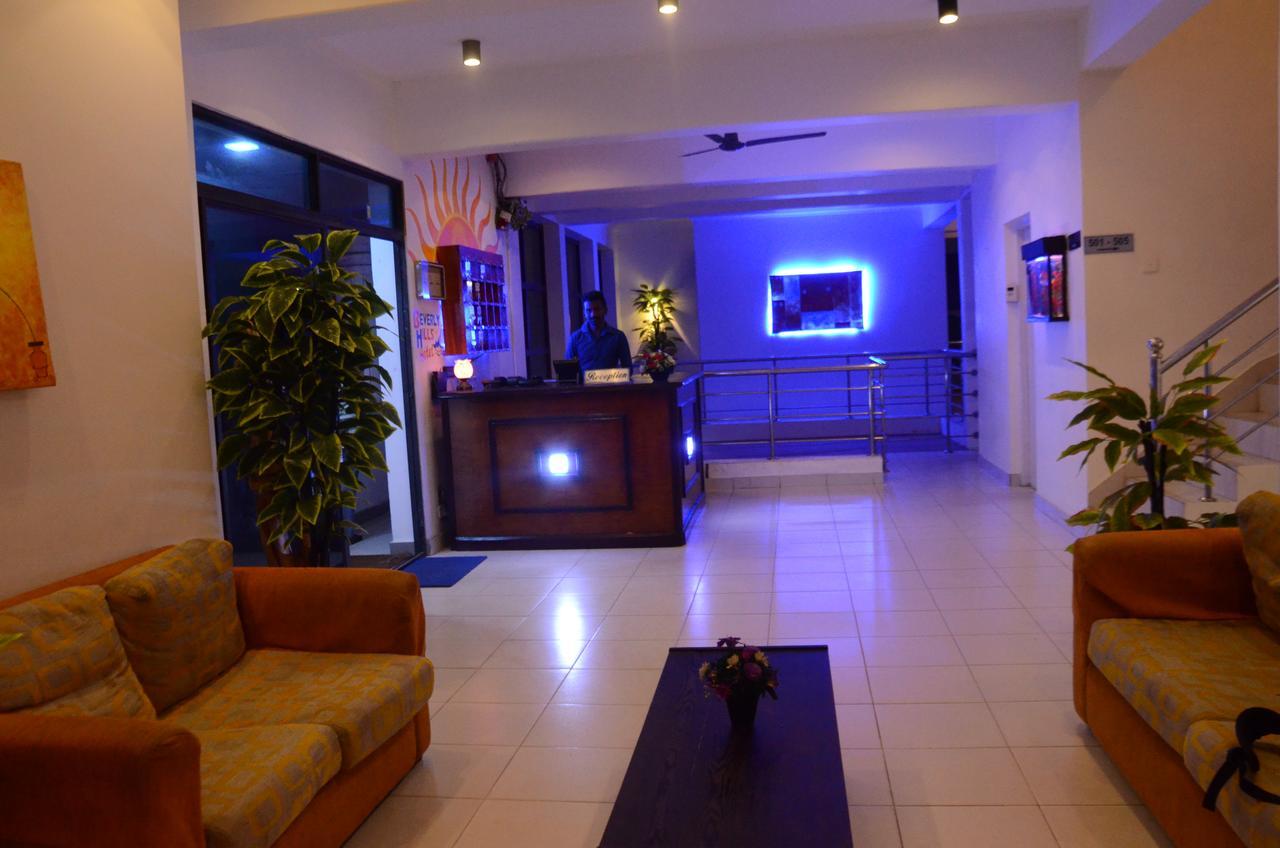Beverly Hills Hotel Dehiwala-Mount Lavinia Bagian luar foto